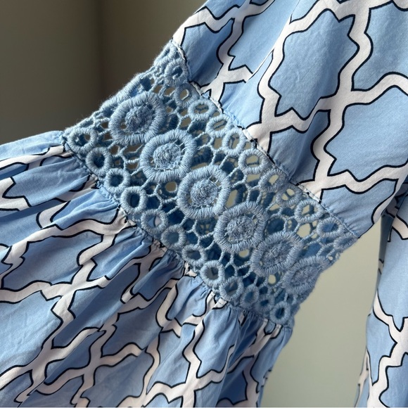 Crown & Ivy Light Blue Geometric Blouse - XL - Picture 4 of 7